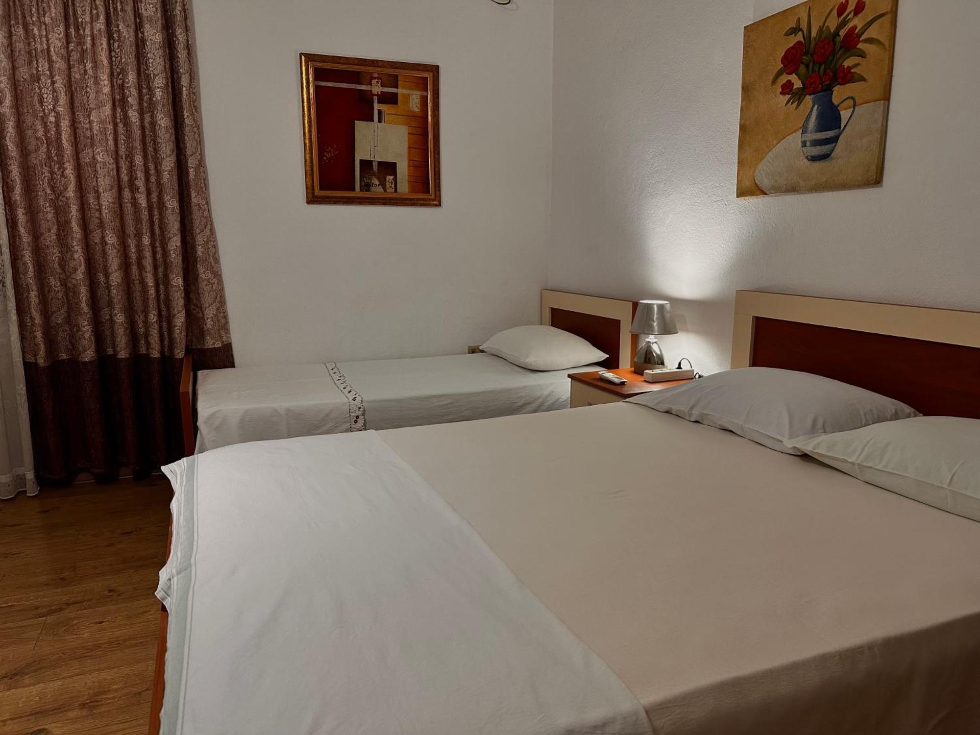 טיראנה Hostel Grande House מראה חיצוני תמונה