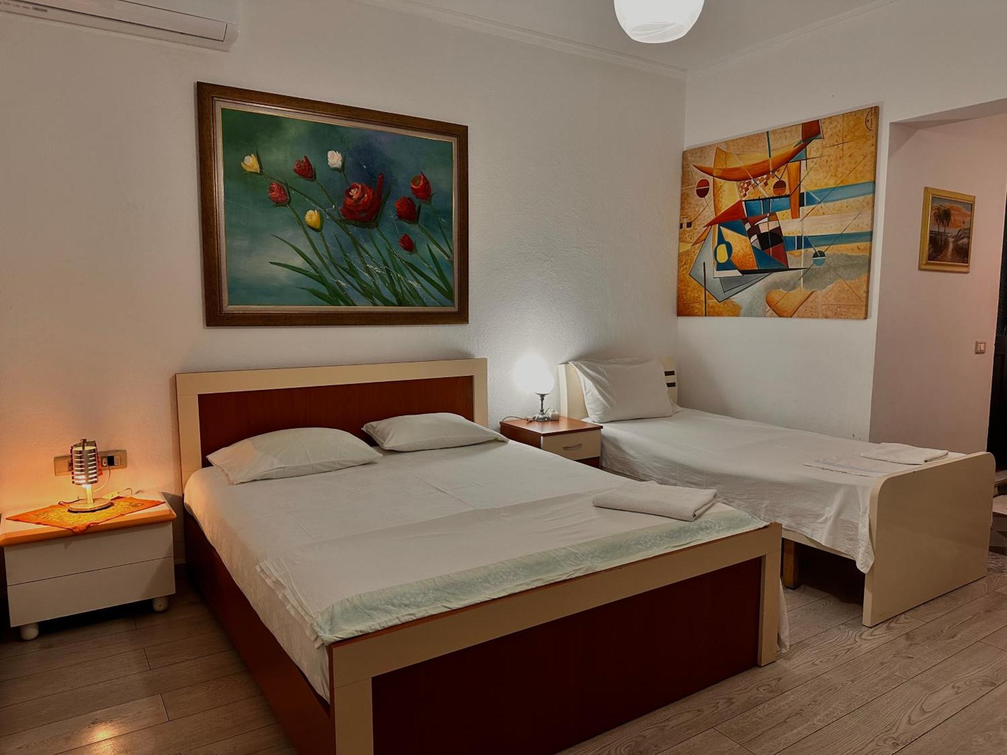 טיראנה Hostel Grande House מראה חיצוני תמונה