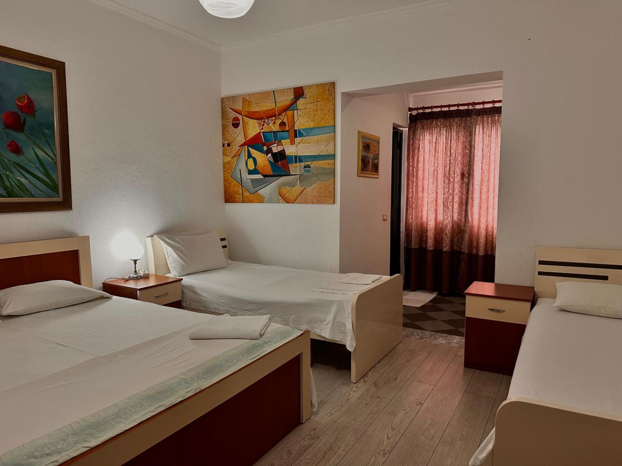 טיראנה Hostel Grande House מראה חיצוני תמונה